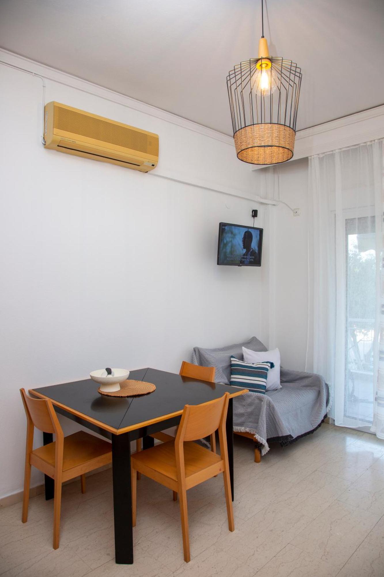 Seamoon Appartement Néa Péramos Buitenkant foto