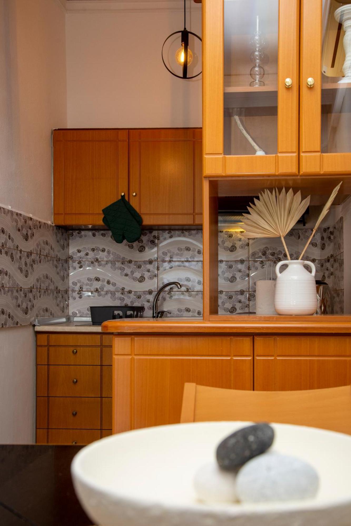Seamoon Appartement Néa Péramos Buitenkant foto