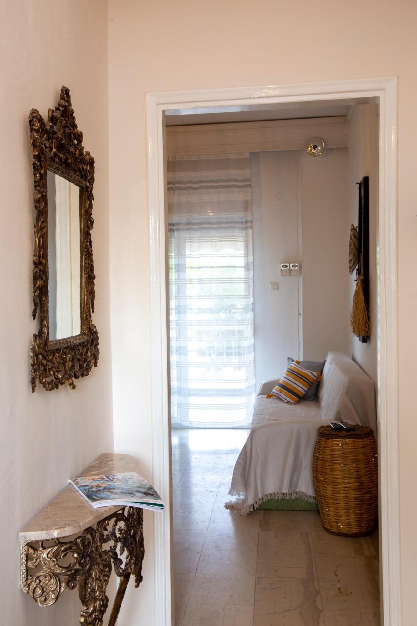 Seamoon Appartement Néa Péramos Buitenkant foto