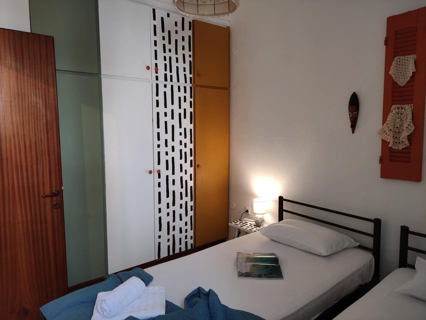Seamoon Appartement Néa Péramos Buitenkant foto